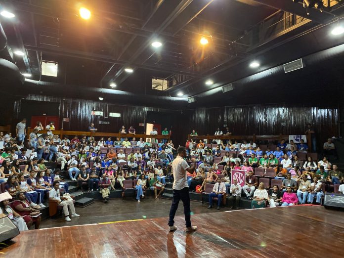  Lauro de Freitas vai sediar a 4ª Conferência Estadual da Juventude, em novembro