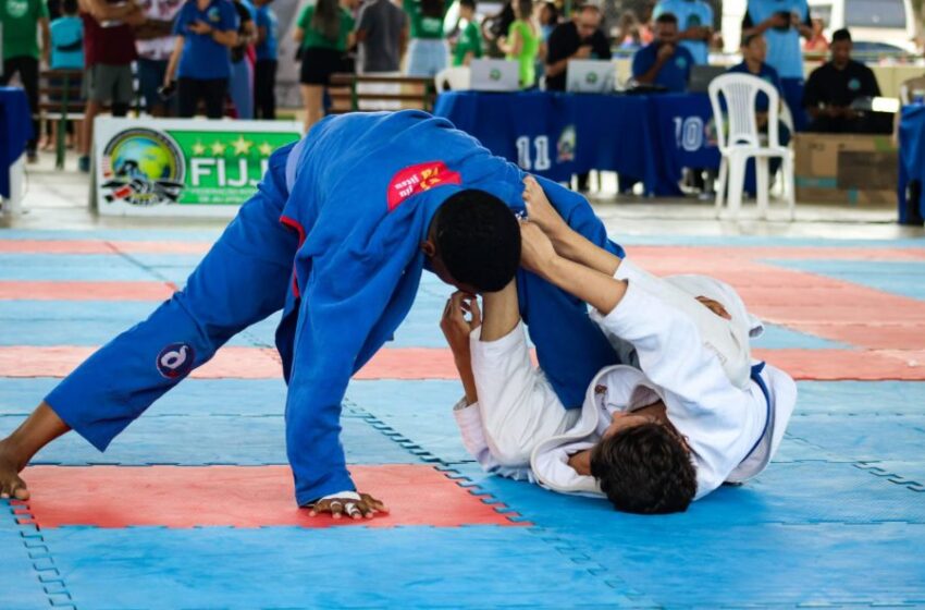  Estudante da rede estadual de Juazeiro conquista medalhas de ouro no Campeonato Baiano de Jiu-jitsu