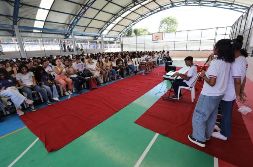  “Caravana do Saber” prepara alunos para o Enem