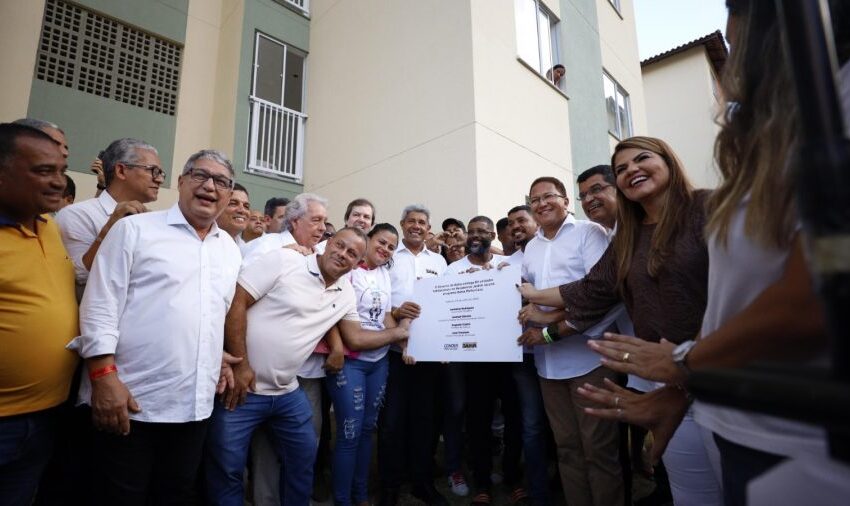  Governo do Estado entrega 80 novas habitações para famílias atingidas pelas chuvas em Itabuna