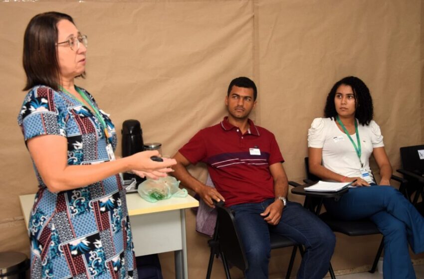  Inema realiza treinamento de medição de vazão dos rios para servidores