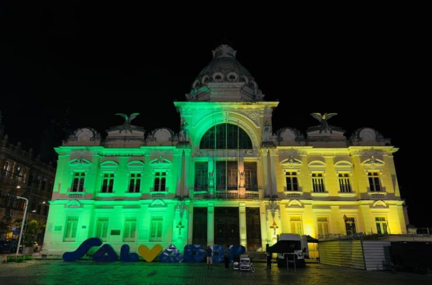  Governo do Estado celebra 50 anos da relação Brasil-China com iluminação em prédios públicos na capital