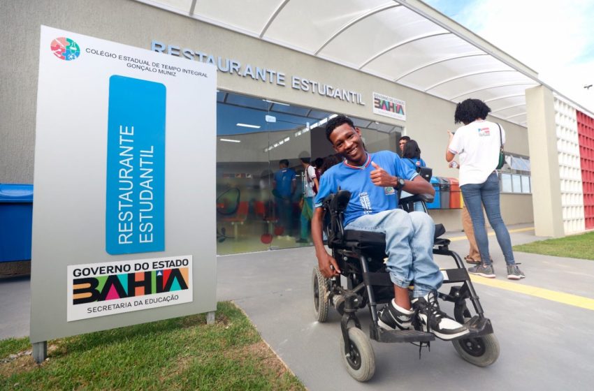  Em Camaçari, entrega de escola de tempo integral firma o compromisso do Governo do Estado com a acessibilidade