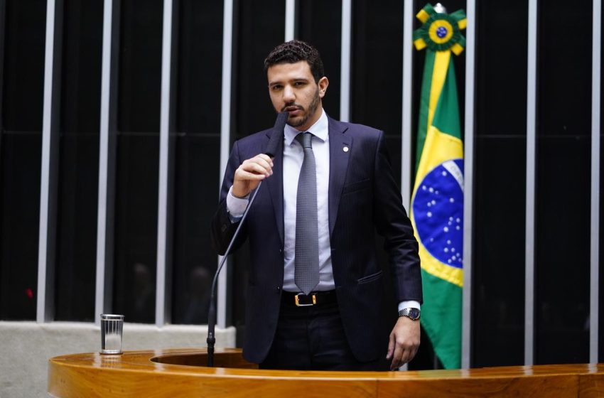  Deputado Neto Carletto cobra sinalização na BR-101 e solicita audiência com ministro Renan Filho