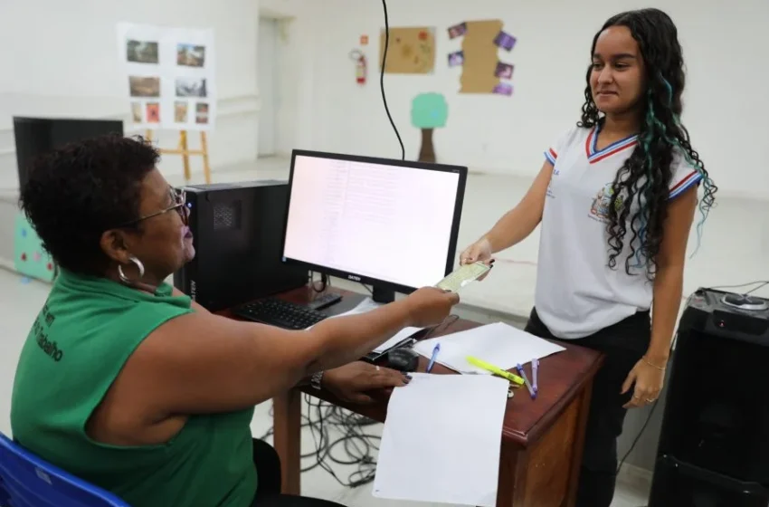  Estudantes da rede estadual já podem fazer renovação de matrícula para 2025