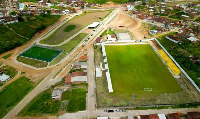  Nova Ibiá celebra avanços em abastecimento de água e melhorias em infraestrutura esportiva e urbana