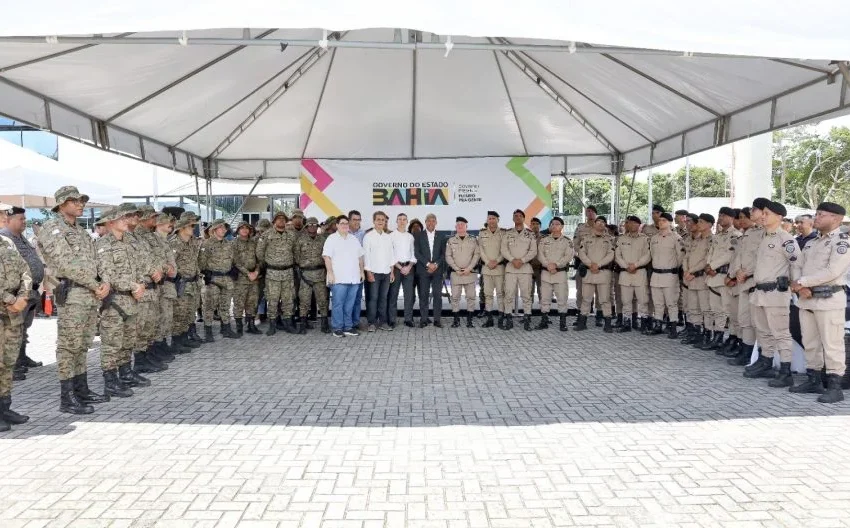  Governador entrega R$ 1 milhão em equipamentos para Esquadrões de Motociclistas da PM