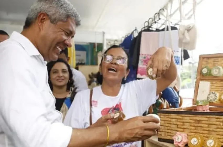  Jerônimo Rodrigues visita 15ª Feira da Agricultura Familiar no dia de seu encerramento