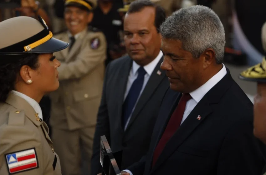  Polícia Militar forma 1643 novos soldados na Bahia; 976 em Salvador