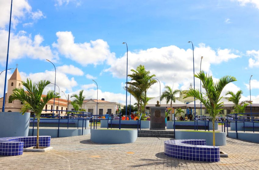  Em Itapicuru, governador entrega obras de infraestrutura, abastecimento e reforça compromisso com o desenvolvimento do município