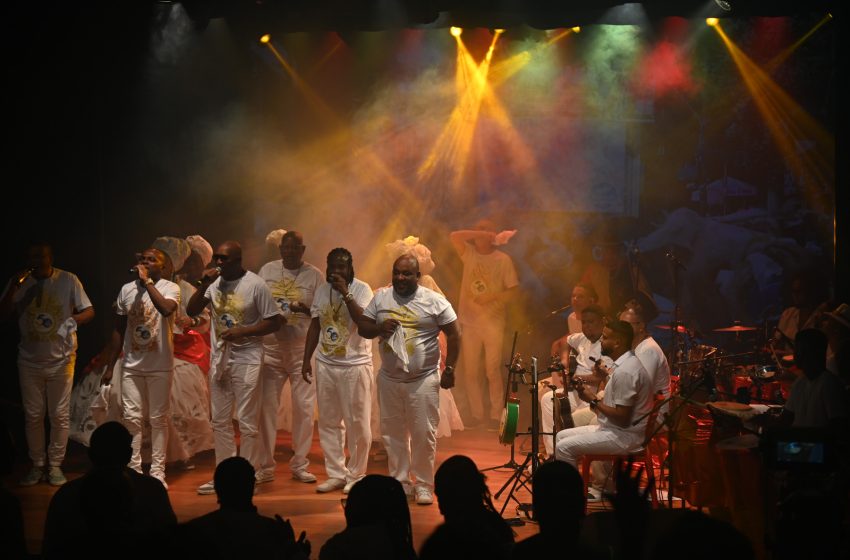 Lançamento do documentário “Jubileu de Ouro do Samba” celebra os 50 anos do Bloco Alvorada com sucesso no Teatro Irdeb