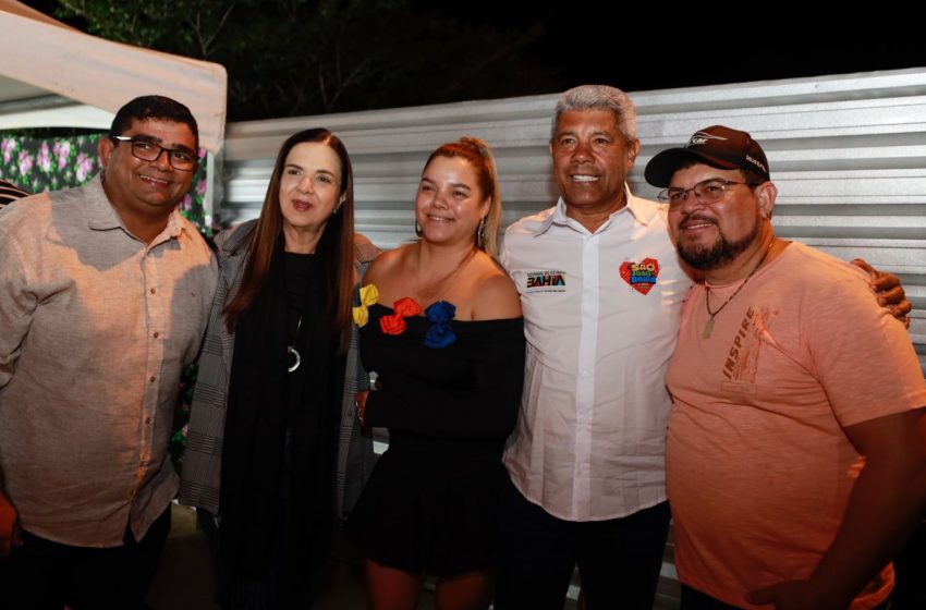  Jerônimo Rodrigues prestigia a tradicional festa junina em Seabra, capital da Chapada Diamantina