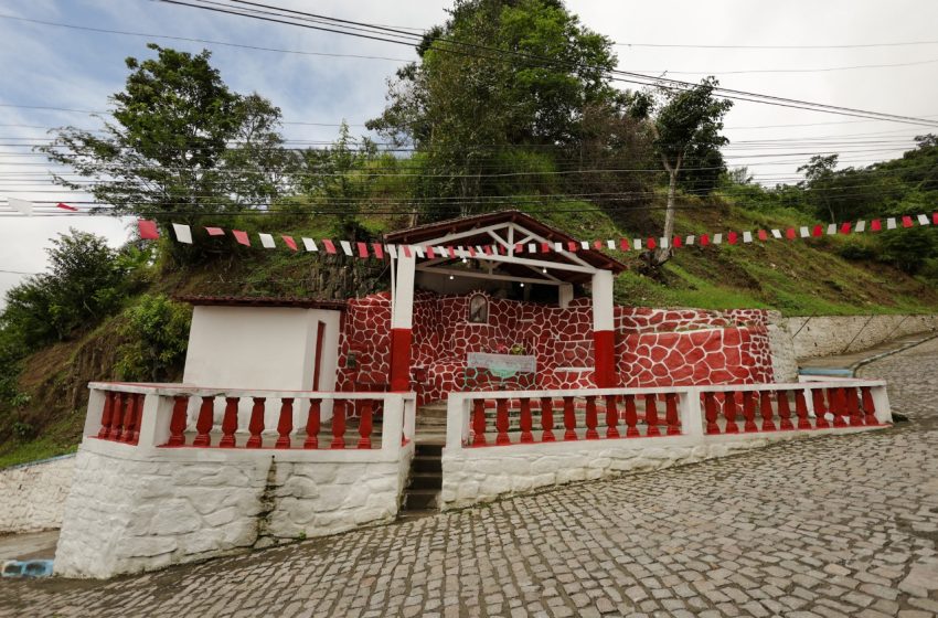  I Festival Literário São Félix – Conta Suas Yabás  São Félix realiza primeiro Festival Literário que valoriza a literatura baiana, a memória oral e o protagonismo feminino do Recôncavo