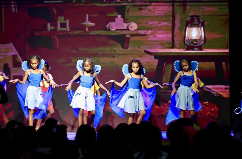  Fundação Cidade Mãe celebra 30 anos com espetáculo apresentado por assistidos pela entidade