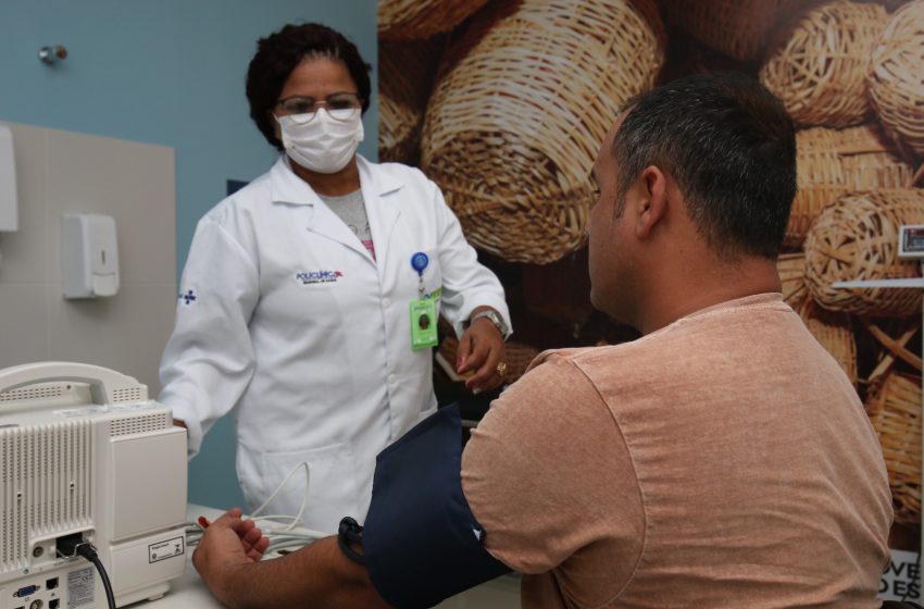  Sesab abre edital para intercâmbio de estudantes de baixa renda em Cuba; médicos formados atuarão na zona rural