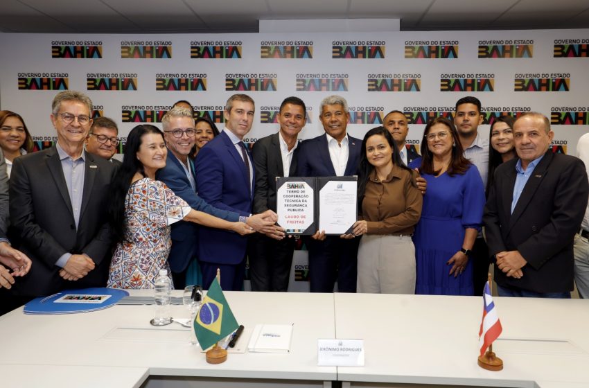  Governo e Prefeitura discutem ações e projetos para Lauro de Freitas durante reunião em Salvador