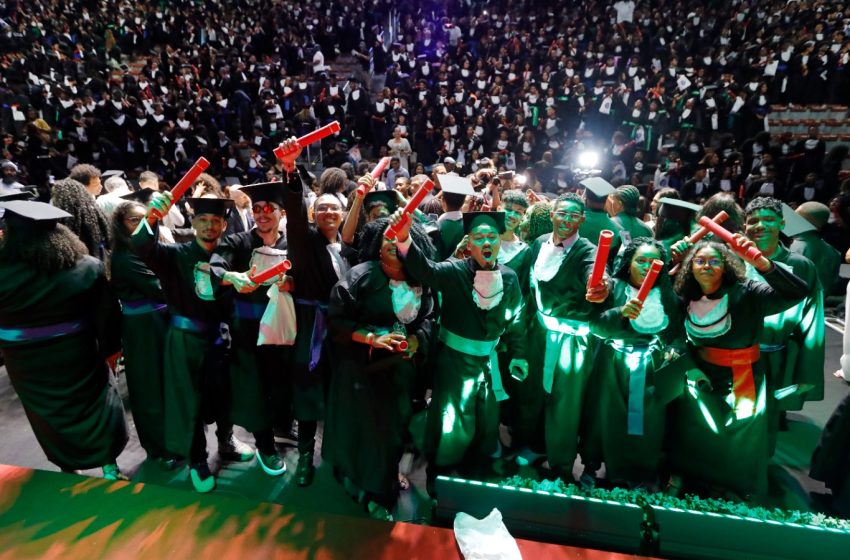 Bahia forma 29 mil estudantes da Educação Profissional e Tecnológica em cerimônias simultâneas, na capital e interior
