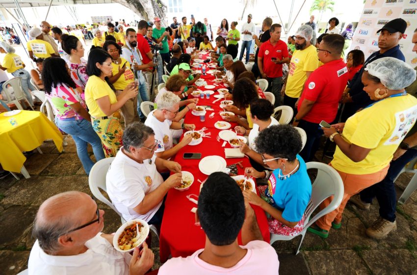  Projeto Cuidar de Quem Cuida recebe visita do governador e reforça assistência a trabalhadoras do Carnaval