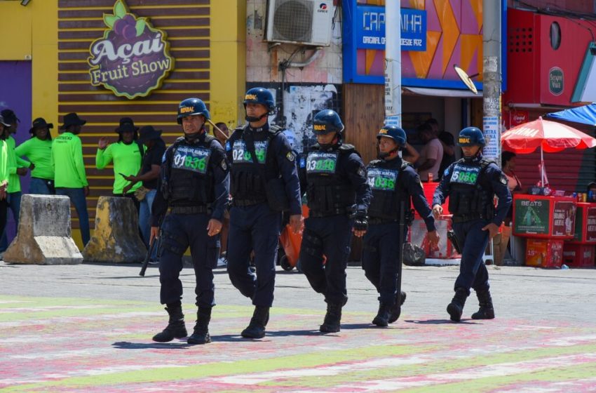  Serviços municipais garantem ordem, segurança e conforto ao público na Lavagem de Itapuã