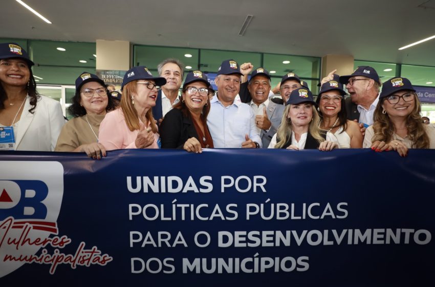Governador participa de Encontro de Prefeitos e reforça união entre Estado e municípios