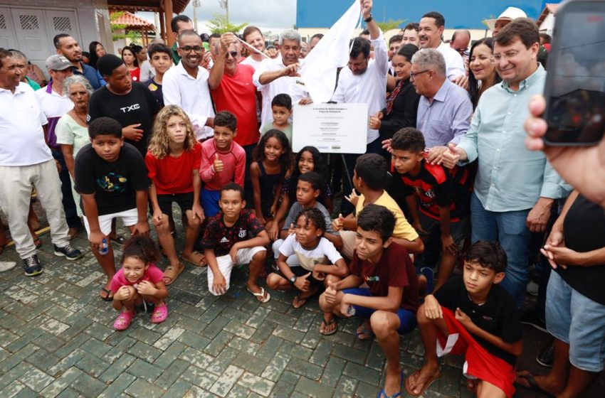 Nova delegacia e praça são entregues em Itarantim; Estado reforça saúde, infraestrutura e produção rural