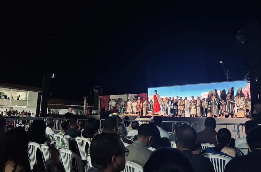 Espetáculo da Paixão de Cristo aquece o turismo religioso em Esplanada