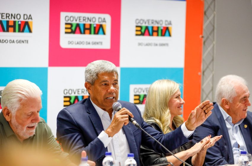  Governo da Bahia realiza balanço estratégico com secretários e parlamentares