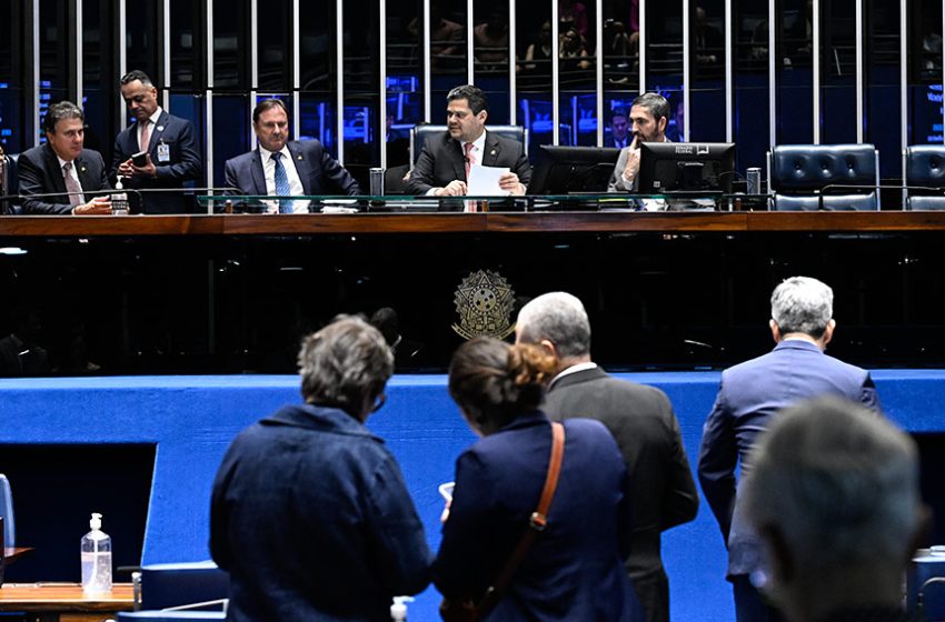 Proposta de aposentadoria de agentes de saúde passa pela 3ª sessão de discussão