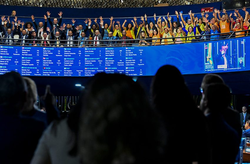  Senado aprova aposentadoria diferenciada para agentes de saúde