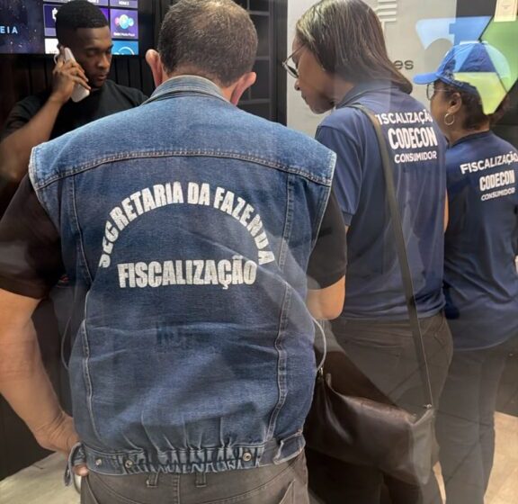  Codecon participa de operação que apreende mais de 2 mil acessórios falsificados em Salvador