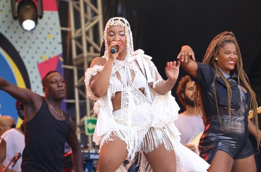  Zezé Motta, Mariene de Castro, Melly e Karol Conká encerram fim de semana do Mulheres Negras em Movimento