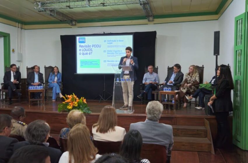 Sedur reforça participação popular na revisão do PDDU durante debate sobre revitalização do Centro