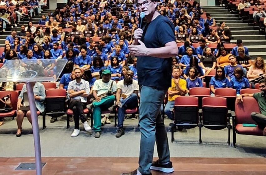  Sedur participa do Fórum Socioambiental de Feira de Santana com palestra sobre licenciamento ambiental e mudanças climáticas