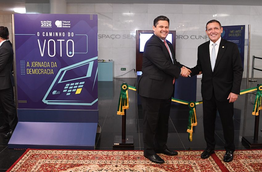  Em exposição do TSE no Senado, Davi aponta confiabilidade do sistema eleitoral