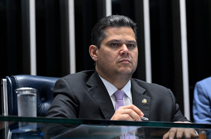 Davi divulga prioridades da pauta, incluindo fim da escala 6 x 1