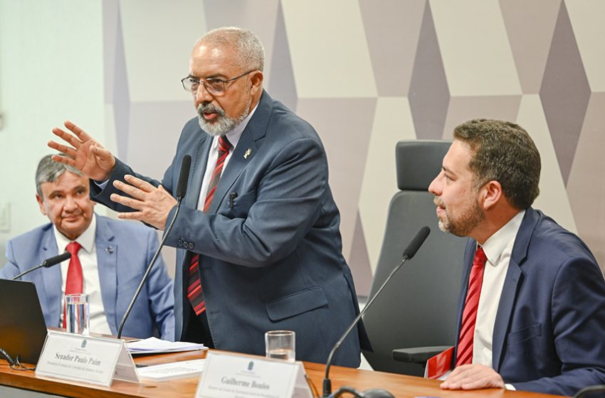  Ministros e especialistas apoiam fiscalização de políticas sociais do governo