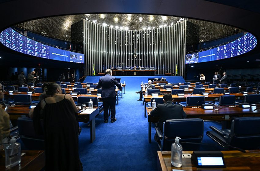  Data centers, ‘taxa das blusinhas’ e MP do mototáxi estão na pauta de terça