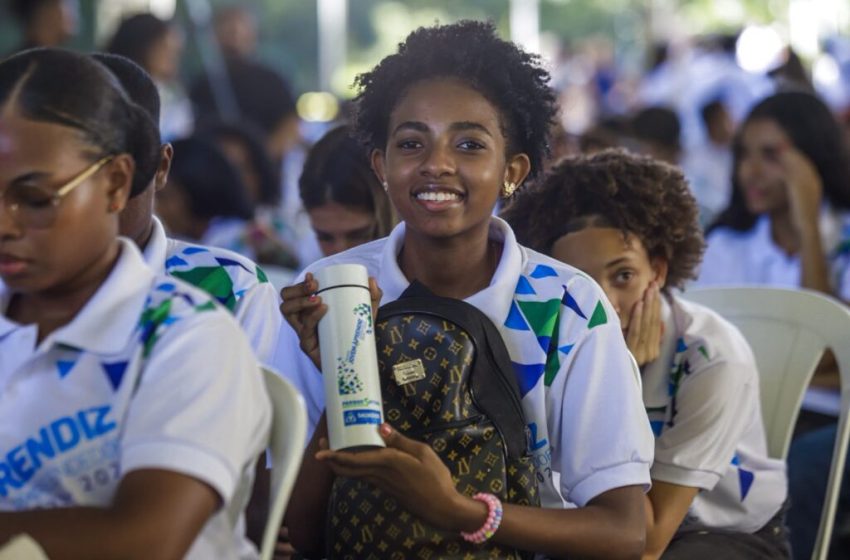  600 jovens iniciam formação profissional em projeto da Prefeitura de Salvador