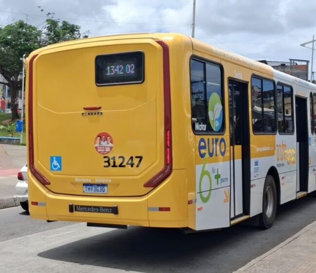 Ônibus novos da frota de Salvador sofrem vandalismo menos de uma semana após a entrega