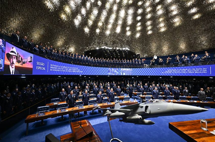  Senado faz homenagem ao primeiro voo do 14-Bis e ao Dia da Força Aérea Brasileira