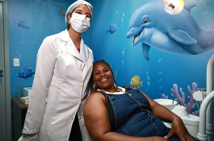  Entrega de próteses dentárias