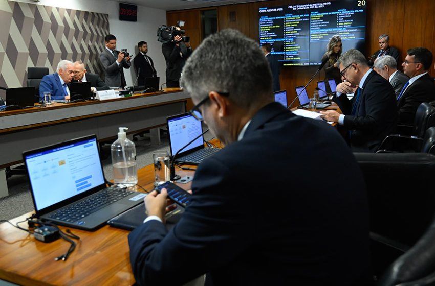 CCJ pode concluir votação da PEC da Segurança Pública nesta quarta