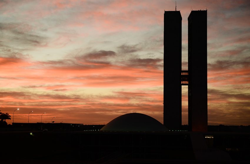  Conheça os 54 senadores eleitos neste domingo